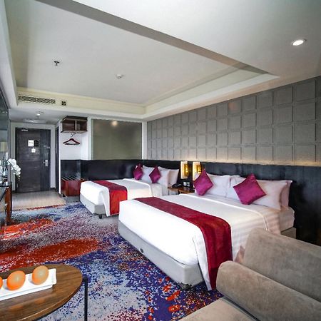 แอสตัน พาสเตอร์ Hotel บันดุง ภายนอก รูปภาพ