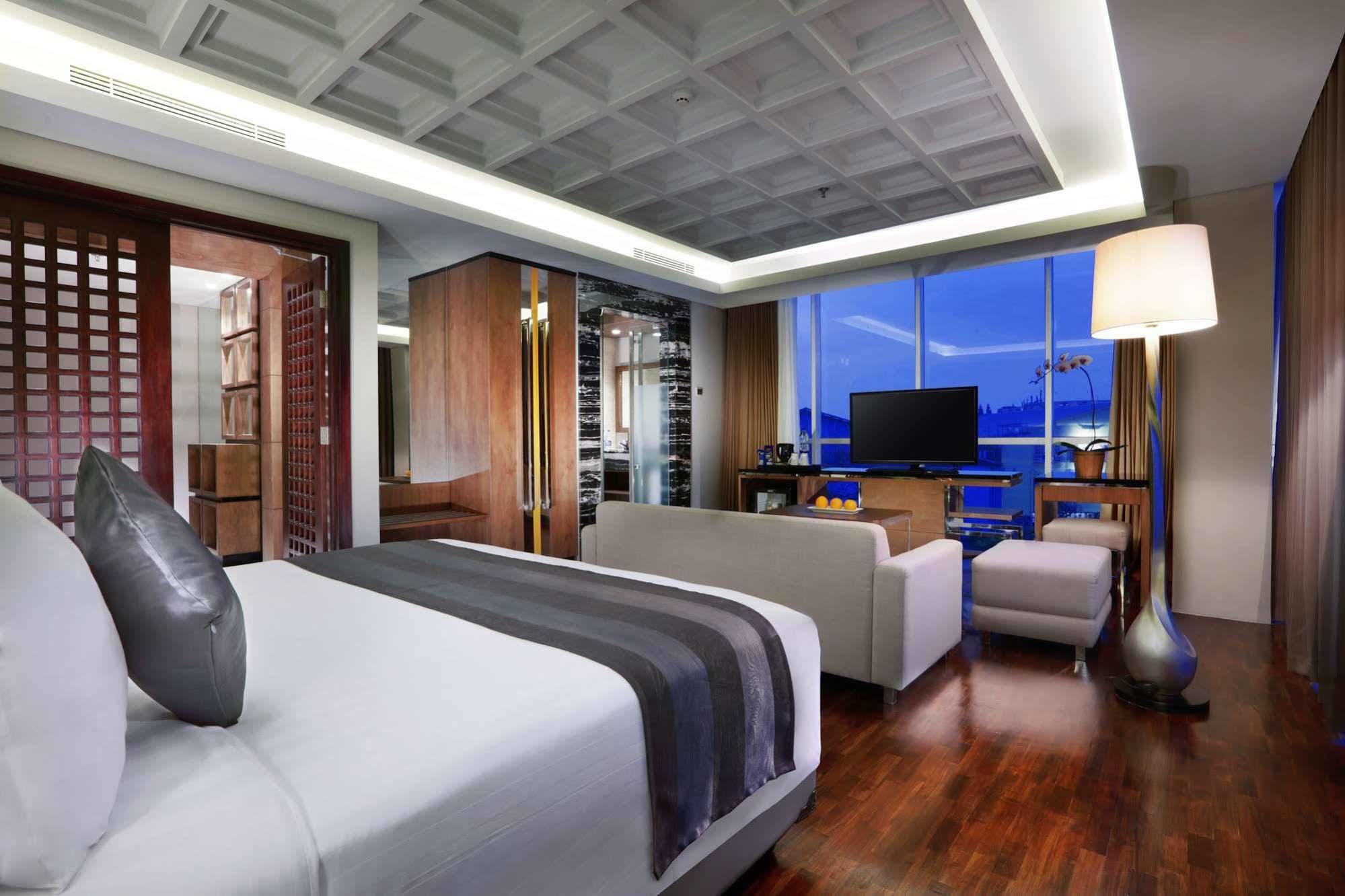 แอสตัน พาสเตอร์ Hotel บันดุง ภายนอก รูปภาพ